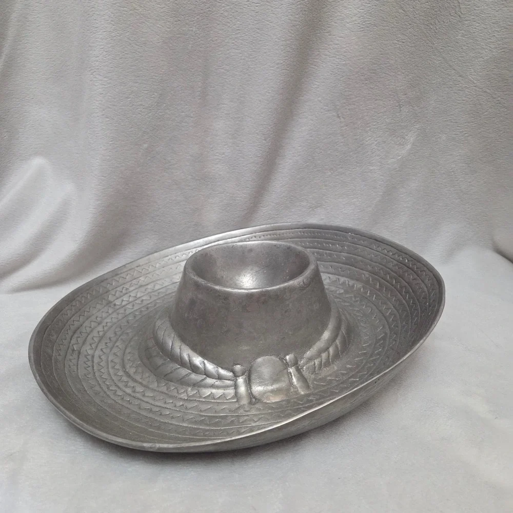 Vintage Mexican Sombrero Chip and Dip Server Cast Metal Salsa Platter